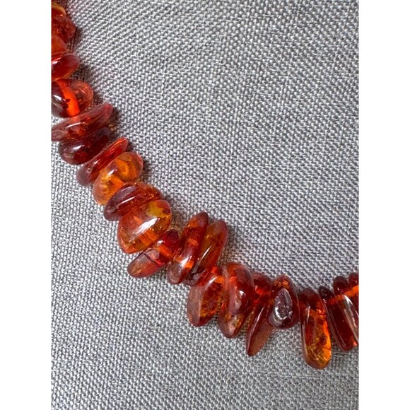 Vintage Natural Baltic Amber Beaded Necklace Polished Nugget Stones - Picture 2 of 6